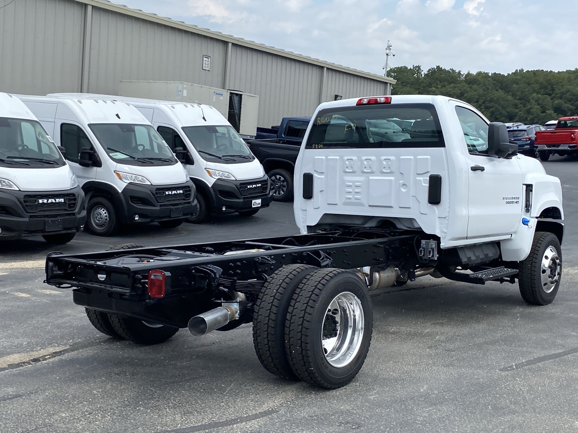 2024 Chevrolet Silverado 5500 HD Work Truck