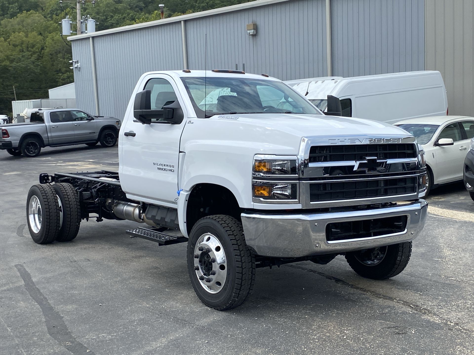 2024 Chevrolet Silverado 5500 HD Work Truck