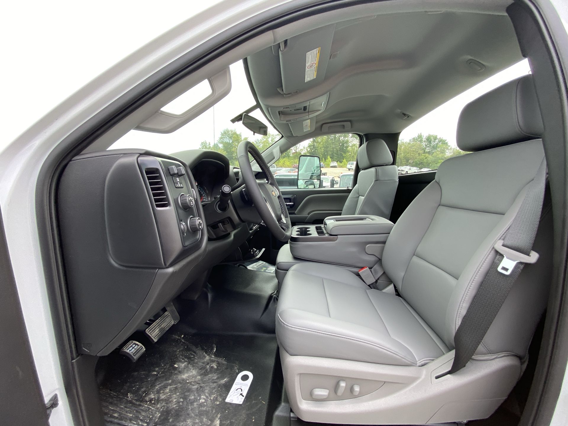 2024 Chevrolet Silverado 5500 HD Work Truck