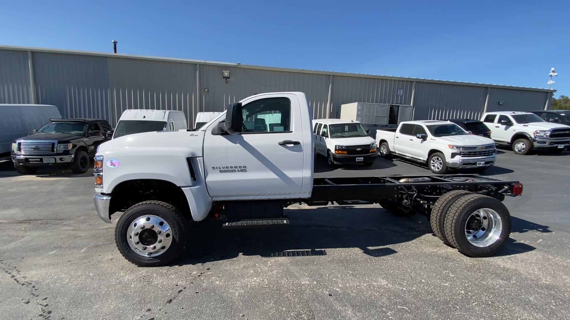 2024 Chevrolet Silverado 5500 HD Work Truck