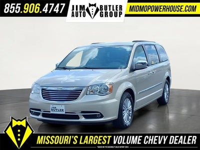 2015 Chrysler Town & Country Touring-L