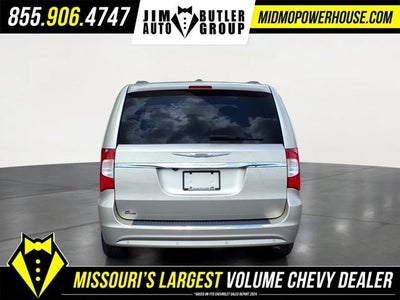 2015 Chrysler Town & Country Touring-L