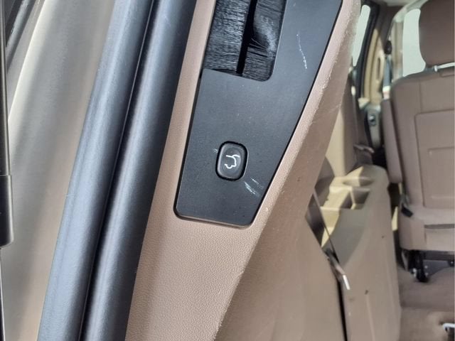 2015 Chrysler Town & Country Touring-L