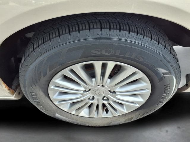 2015 Chrysler Town & Country Touring-L