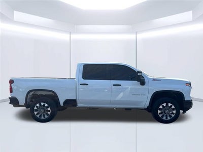 2024 Chevrolet Silverado 2500 HD Custom
