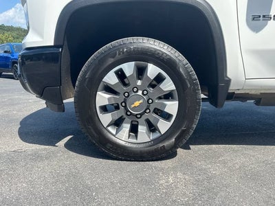 2024 Chevrolet Silverado 2500 HD Custom