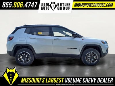 2025 Jeep Compass Trailhawk