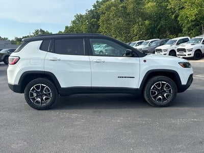 2025 Jeep Compass Trailhawk