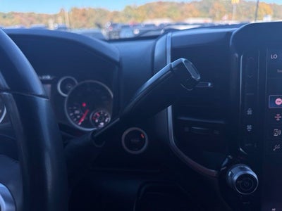 2025 RAM 2500 BIG HORN Base