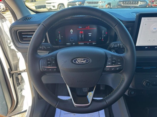 2025 Ford Maverick Lobo Standard