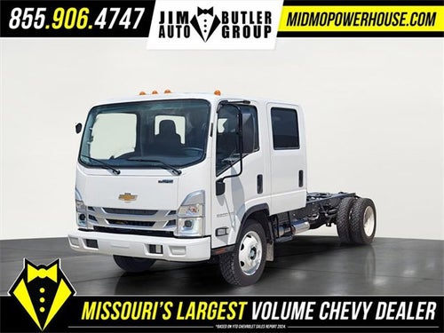 2025 Chevrolet Low Cab Forward 5500 XG Base
