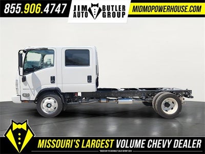 2025 Chevrolet Low Cab Forward 5500 XG Base