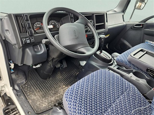 2025 Chevrolet Low Cab Forward 5500 XG Base