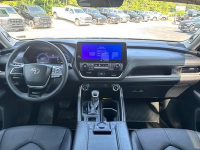 2025 Toyota Grand Highlander XLE