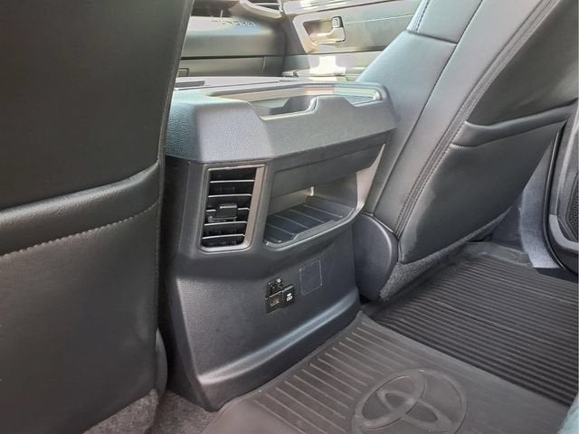 2024 Toyota Tundra 4WD SR5