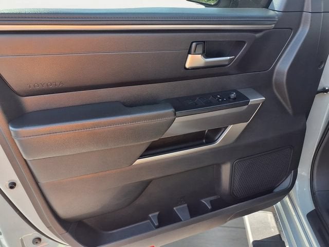 2024 Toyota Tundra 4WD SR5