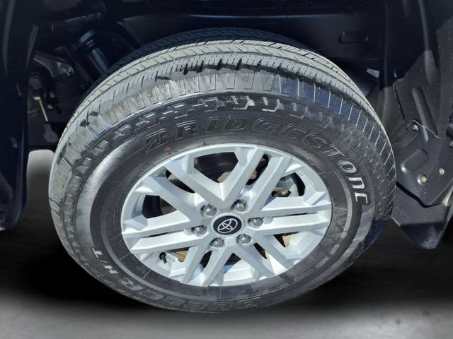 2024 Toyota Tundra 4WD SR5