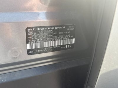 2024 Mitsubishi Outlander SE