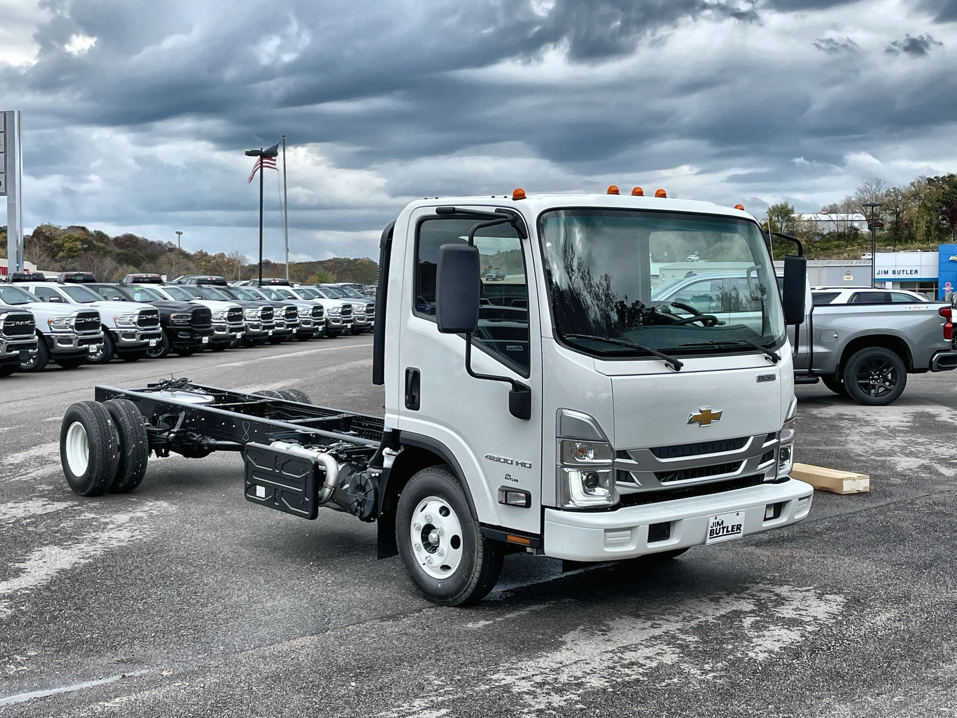 2024 Chevrolet Low Cab Forward 4500 HD Base