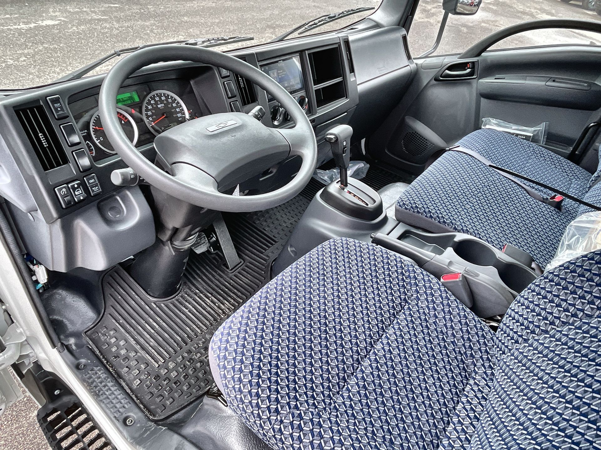 2024 Chevrolet Low Cab Forward 4500 HD Base